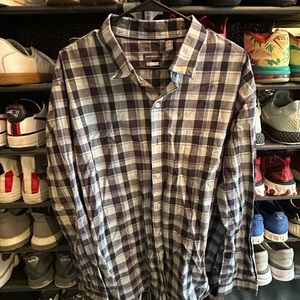 Men’s Van Heusen Long Sleeve Button-Up Classic Fit